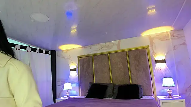 PaulinaDuarte online show from December 3, 11:09 am