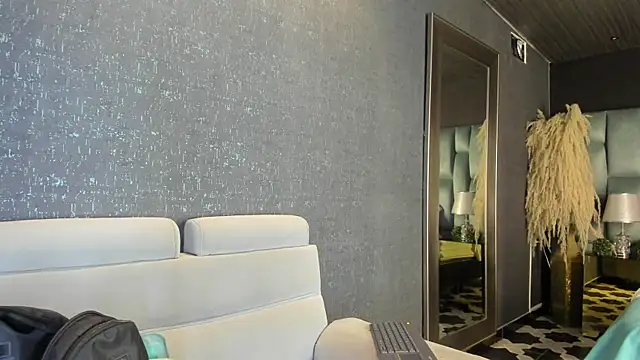 PaulinaDuarte online show from November 22, 11:31 am