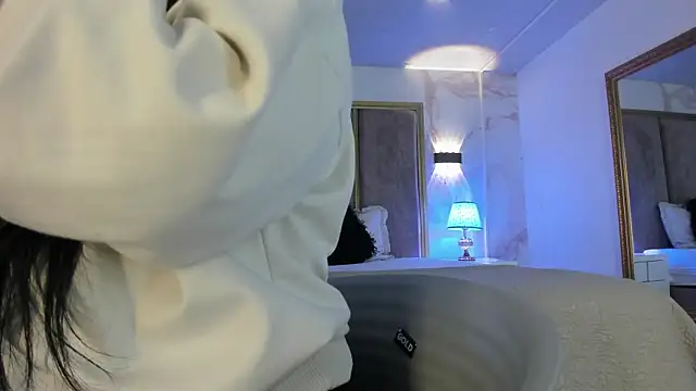 PaulinaDuarte online show from November 29, 11:21 am