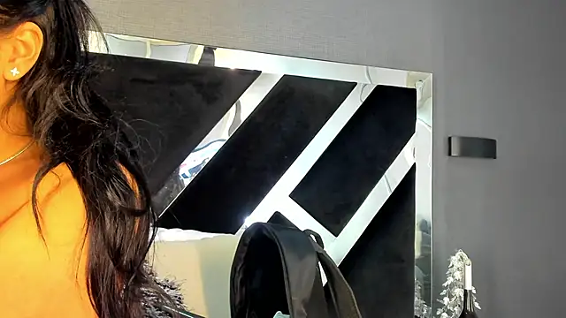 PaulinaDuarte online show from November 26, 12:16 pm