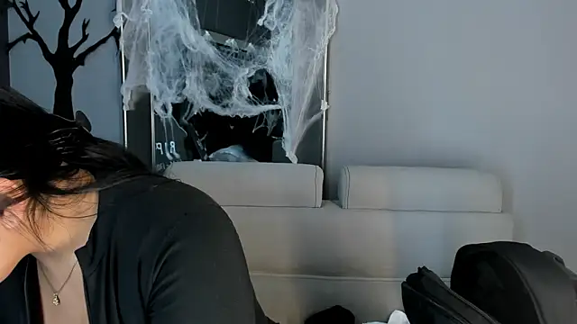 PaulinaDuarte online show from October 30, 11:08 am