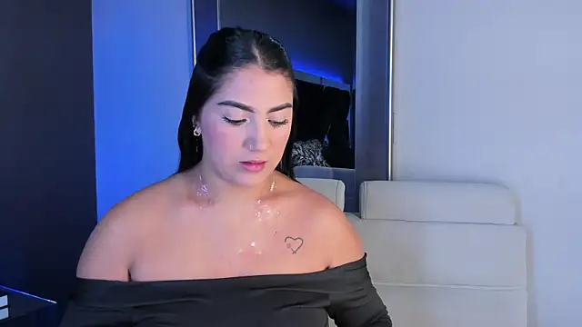 PaulinaDuarte online show from September 24, 1:28 pm