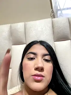 PaulinaDuarte online show from December 21, 11:23 am