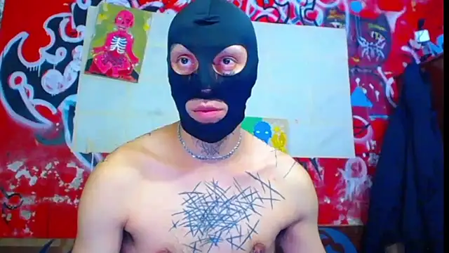 Snapshot of deivid_estrada chatting on July 10, 4:18 pm deivid estrada online show from July 10, 4:18 pm