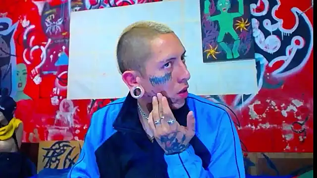 deivid estrada online show from February 8, 4:37 pm