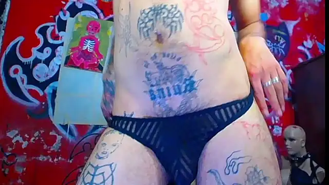 Snapshot of deivid_estrada chatting on June 27, 4:02 pm deivid estrada online show from June 27, 4:02 pm