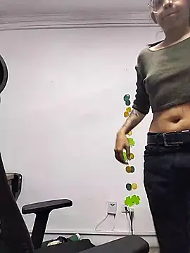 Snapshot of dalilla_macherano chatting on March 10, 11:16 pm dalilla macherano online show from March 10, 11:16 pm