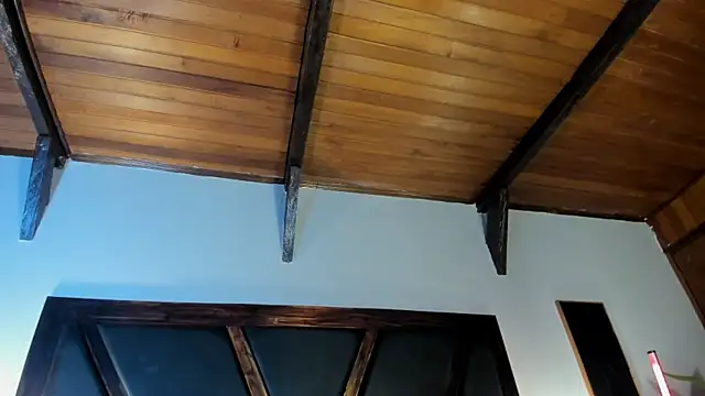 EmiliWilliams online show from April 4, 11:55 pm