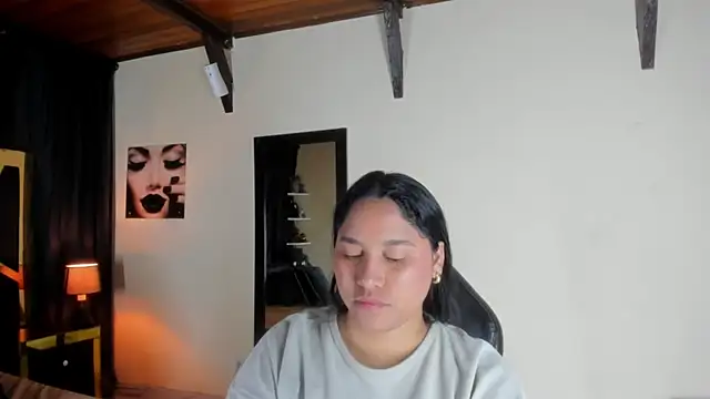 EmiliWilliams online show from November 18, 10:34 pm