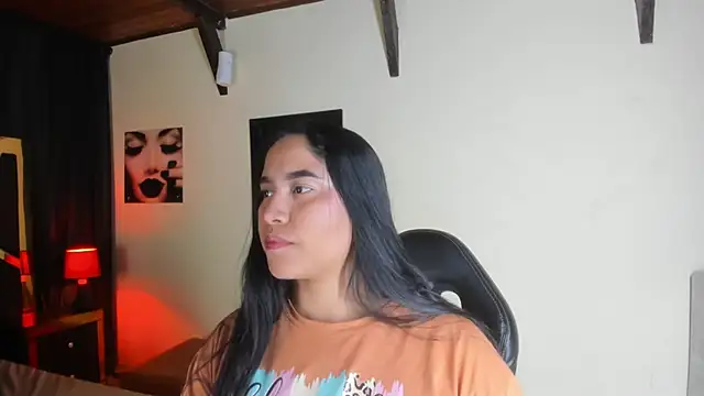 EmiliWilliams online show from October 12, 12:01 am