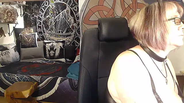 TittenMichelle online show from June 3, 4:44 pm