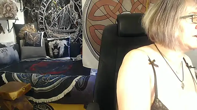 TittenMichelle online show from April 23, 7:04 am