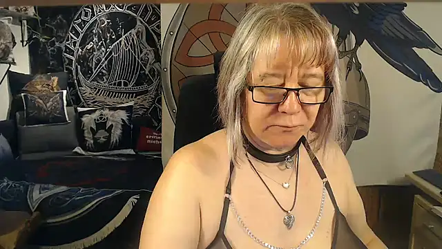 TittenMichelle online show from November 18, 8:17 am