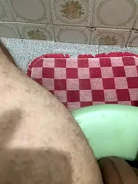 MalvadoFavorito28 online show from November 25, 8:53 pm