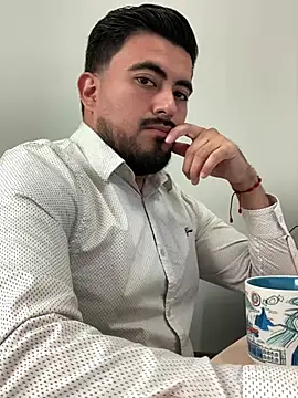 Snapshot of Rubens8866 chatting on March 20, 3:04 pm Rubens8866 online show from March 20, 3:04 pm