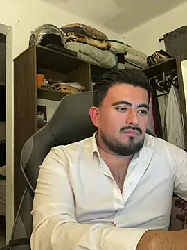 Snapshot of Rubens8866 chatting on March 22, 2:27 am Rubens8866 online show from March 22, 2:27 am