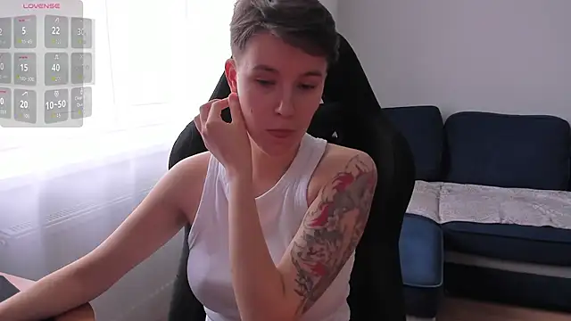 JessieFlower online show from November 7, 8:52 am