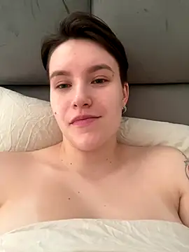 JessieFlower online show from October 8, 8:38 am