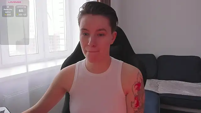 JessieFlower online show from December 4, 8:13 am