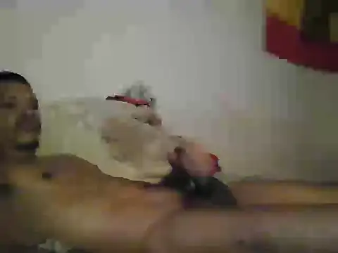 Snapshot of dureza21 chatting on December 18, 9:36 am dureza21 online show from December 18, 9:36 am