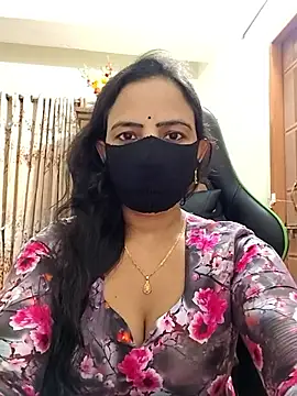 Snapshot of Payel-Sen chatting on January 18, 5:16 pm Payel-Sen online show from January 18, 5:16 pm