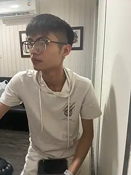 Snapshot of mumuowl chatting on September 25, 5:19 pm mumuowl online show from September 25, 5:19 pm