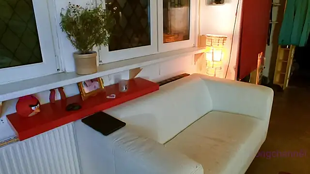 Snapshot of BongChannel chatting on February 2, 5:58 pm BongChannel online show from February 2, 5:58 pm