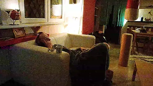 Snapshot of BongChannel chatting on February 21, 1:22 am BongChannel online show from February 21, 1:22 am