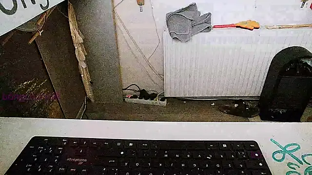 Snapshot of BongChannel chatting on January 26, 12:43 pm BongChannel online show from January 26, 12:43 pm