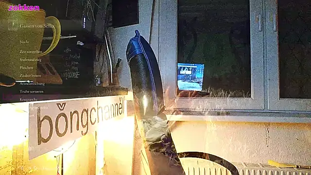 Snapshot of BongChannel chatting on January 22, 4:02 am BongChannel online show from January 22, 4:02 am