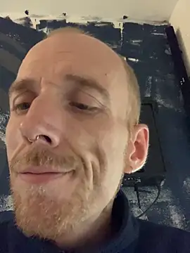 Snapshot of BongChannel chatting on November 1, 5:40 pm BongChannel online show from November 1, 5:40 pm