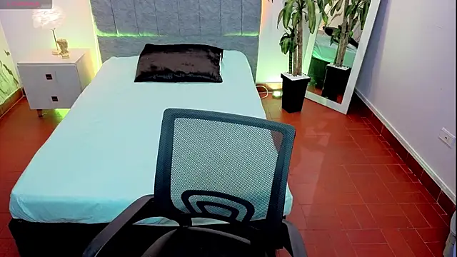 Lana stone  online show from March 19, 4:23 am