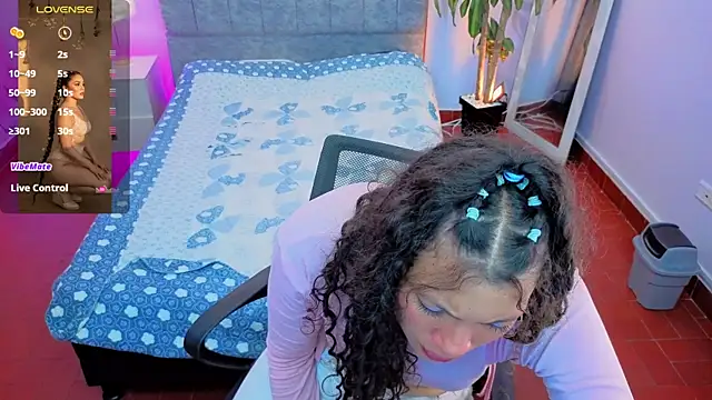 Lana stone  online show from April 10, 3:52 pm