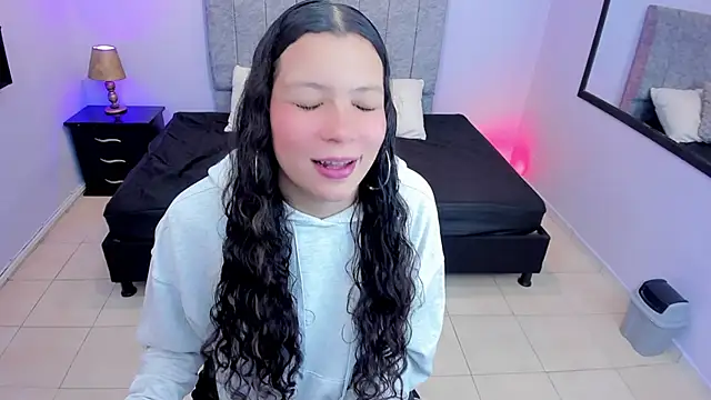 Lana stone  online show from March 13, 3:11 am