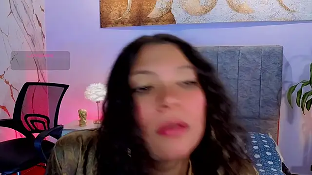 Lana stone  online show from April 11, 8:07 am