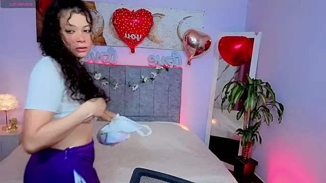 Lana stone  online show from February 14, 3:07 am