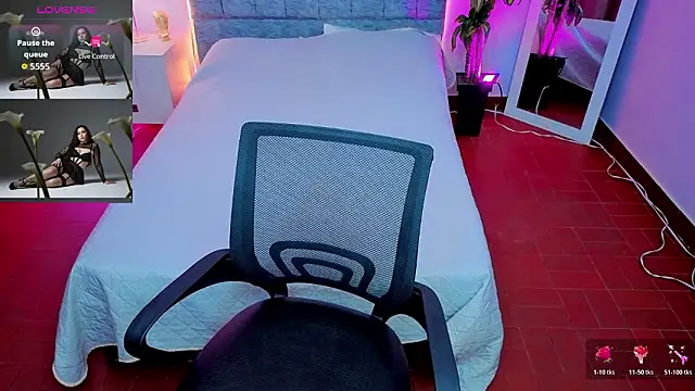 Lana stone  online show from March 10, 3:32 am