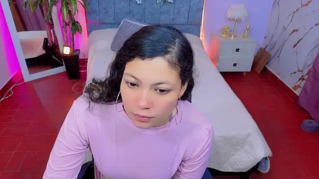 Lana stone  online show from February 8, 3:37 am