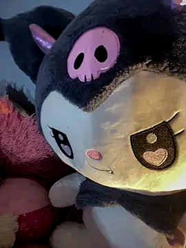 Kym Owens online show from November 24, 1:49 am