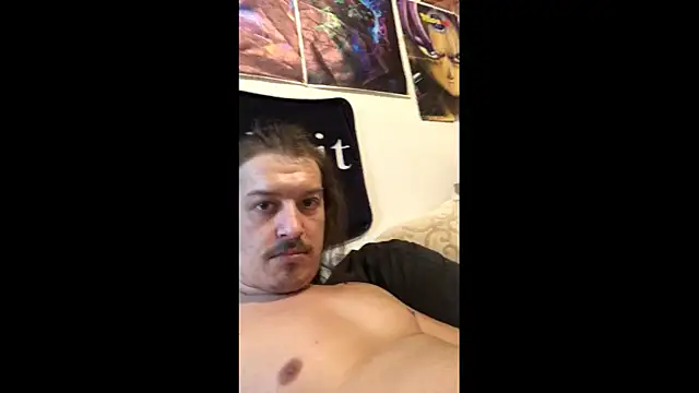 Snapshot of Ston3r420Coupl3 chatting on June 30, 3:39 am Ston3r420Coupl3 online show from June 30, 3:39 am