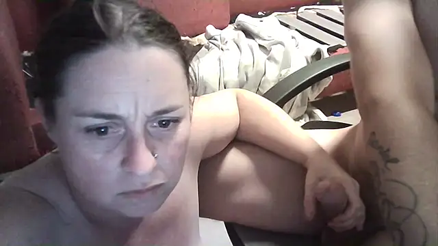 Ston3r420Coupl3 online show from January 10, 7:11 pm