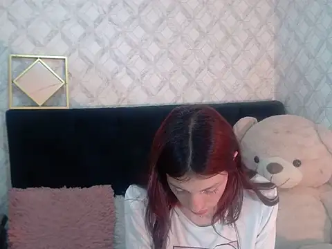 Emma-Wilson online show from September 25, 5:13 am