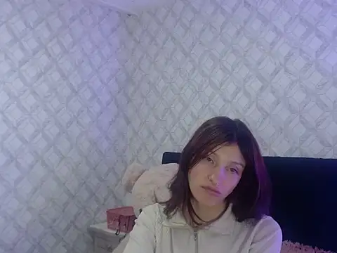 Emma-Wilson online show from October 15, 5:17 am