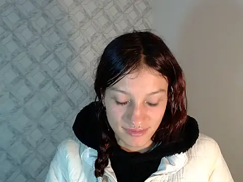Emma-Wilson online show from March 7, 4:41 am