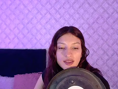 Emma-Wilson online show from March 19, 4:56 am