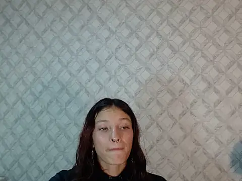 Emma-Wilson online show from April 14, 4:06 am