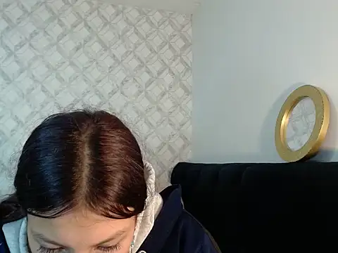 Emma-Wilson online show from February 20, 3:36 am