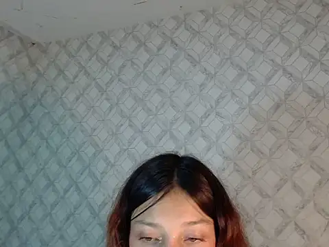 Emma-Wilson online show from May 6, 5:11 am