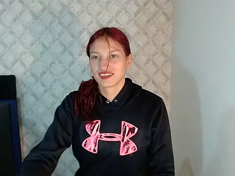 Snapshot of Emma-Wilson chatting on June 27, 4:29 am Emma-Wilson online show from June 27, 4:29 am