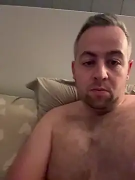 Snapshot of IrishManc chatting on November 3, 11:03 am IrishManc online show from November 3, 11:03 am